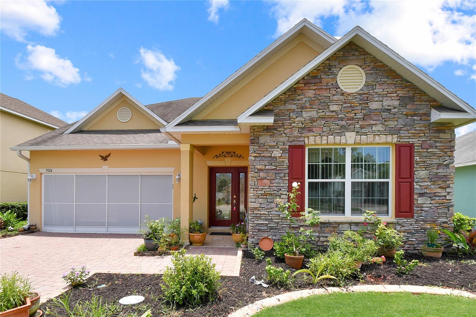 Single Family Residence in PORT ORANGE, FL - Daniel Dourado