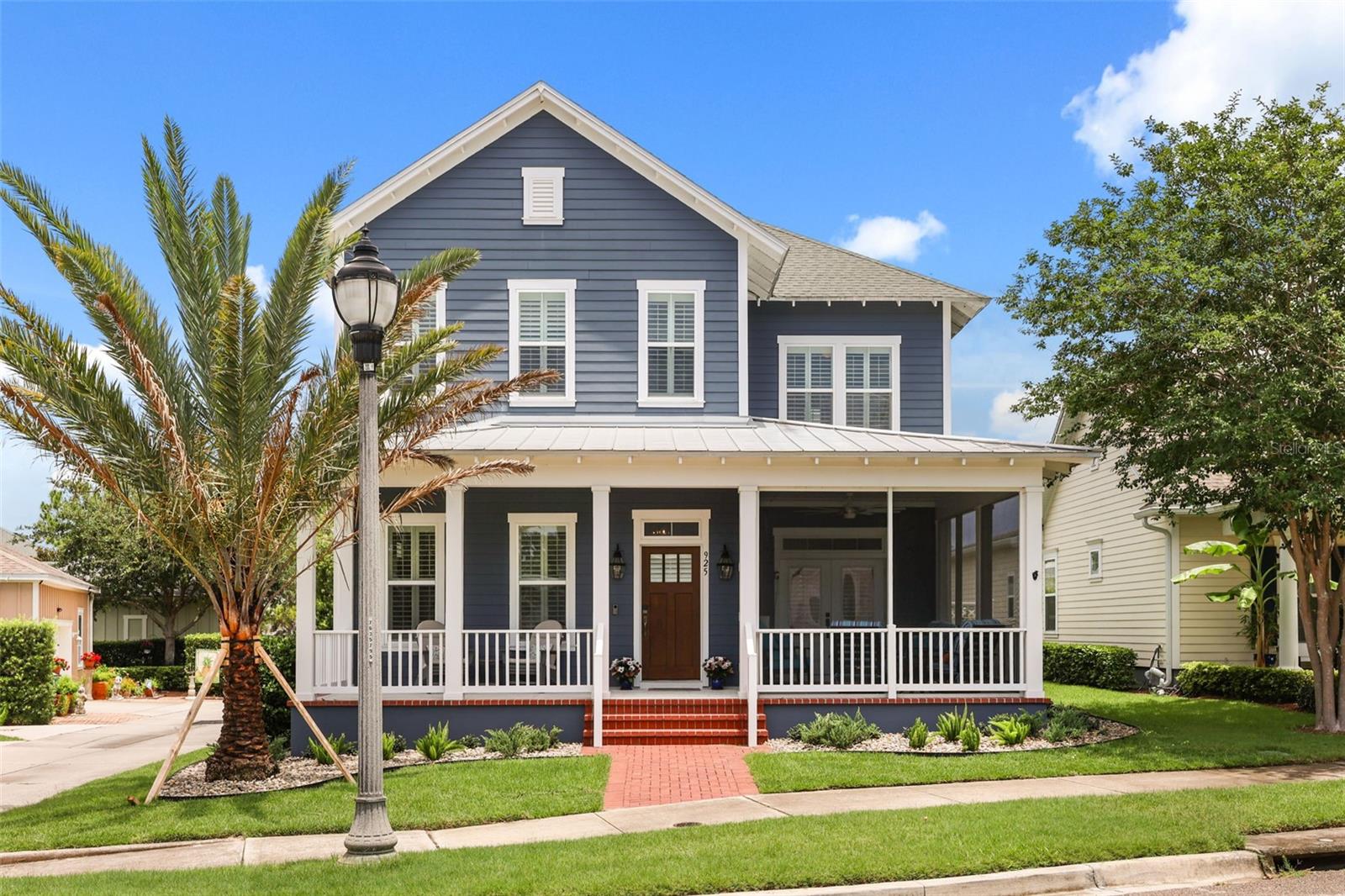 Single Family Residence in WINTER GARDEN, FL - Daniel Dourado