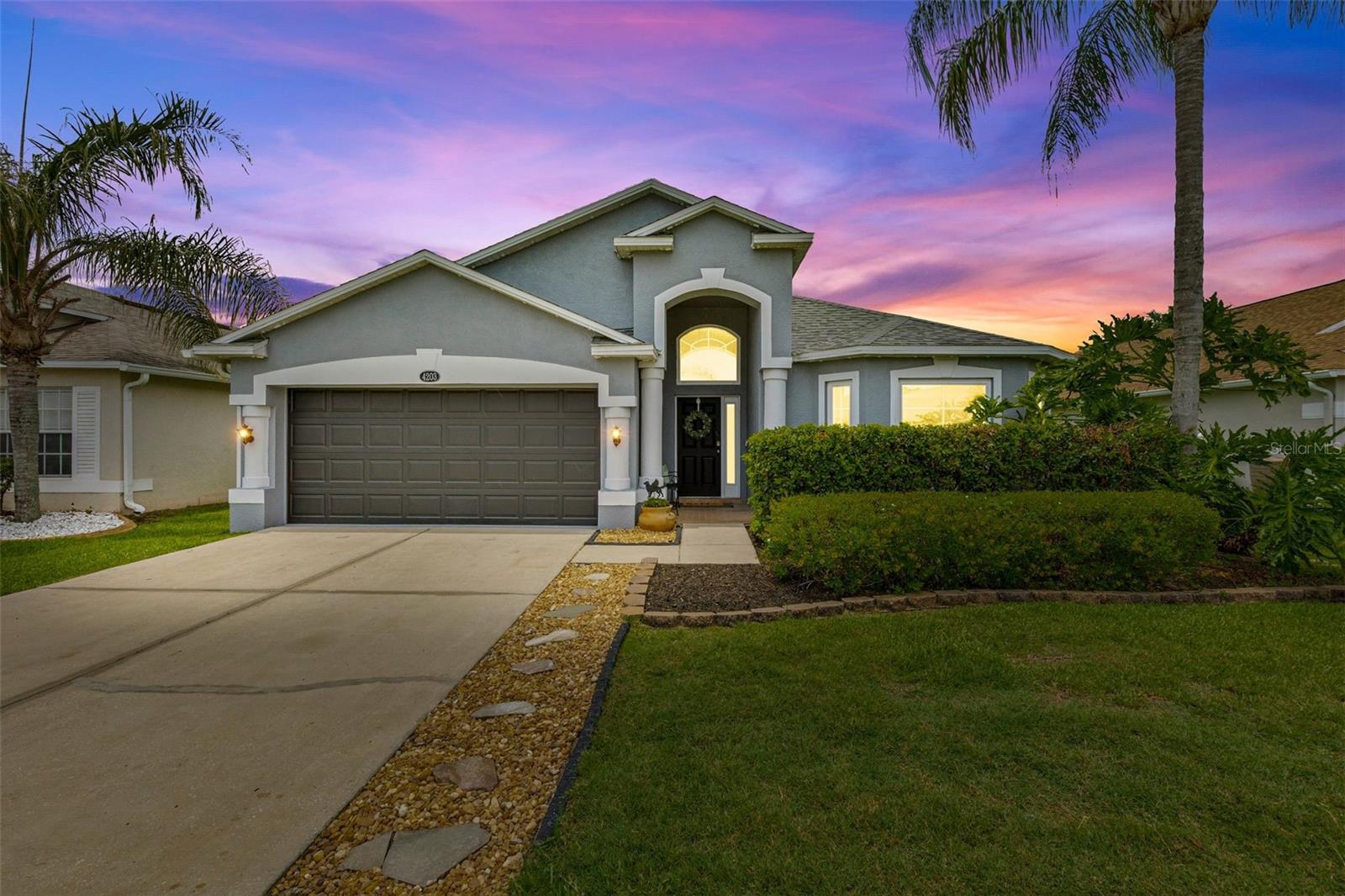 Single Family Residence em WESLEY CHAPEL, FL - Daniel Dourado