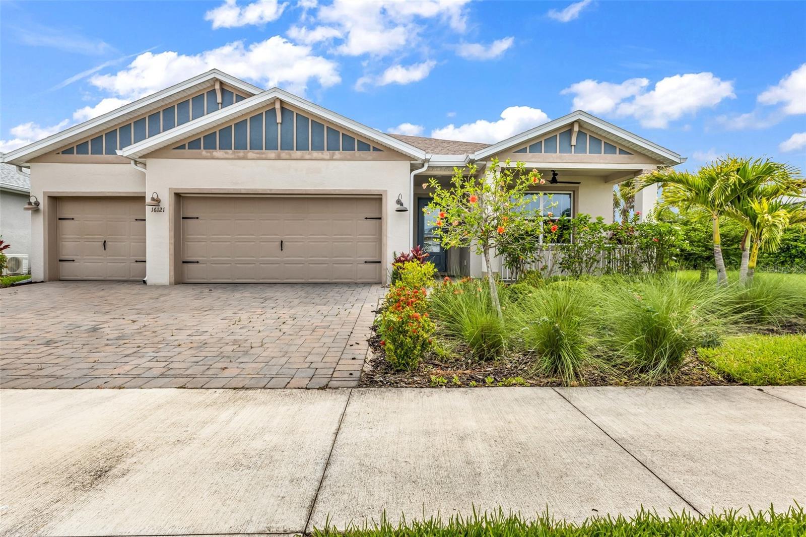 Single Family Residence em PUNTA GORDA, FL - Daniel Dourado