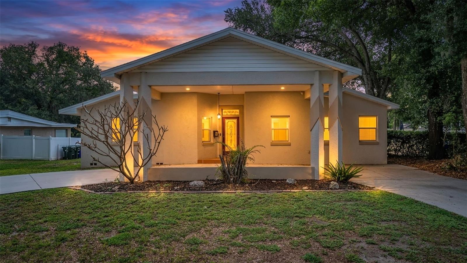 Single Family Residence in LAKELAND, FL - Daniel Dourado