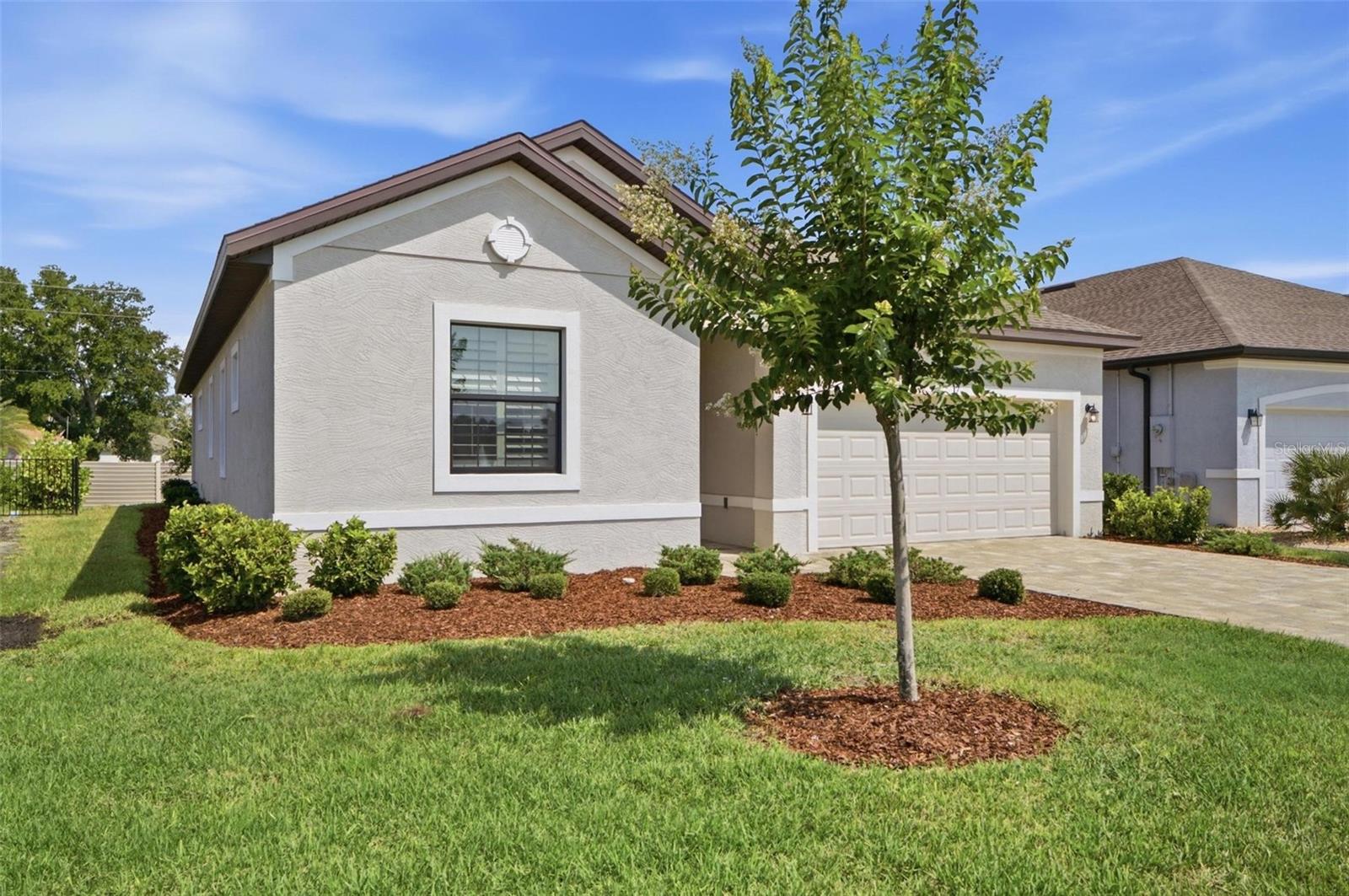 Single Family Residence in PALM COAST, FL - Daniel Dourado