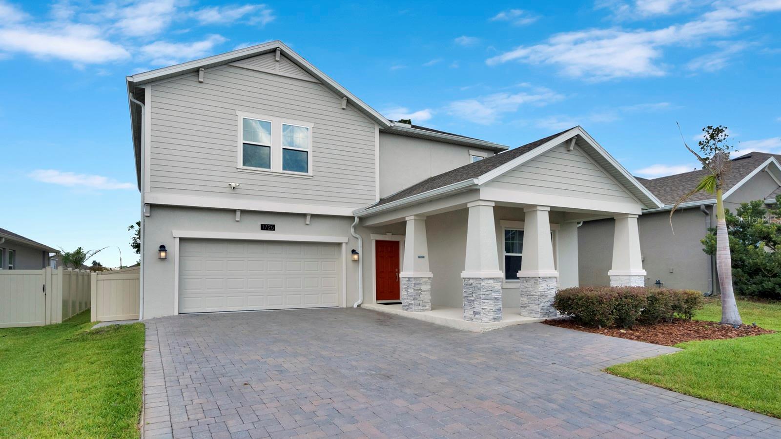 Single Family Residence in OCOEE, FL - Daniel Dourado
