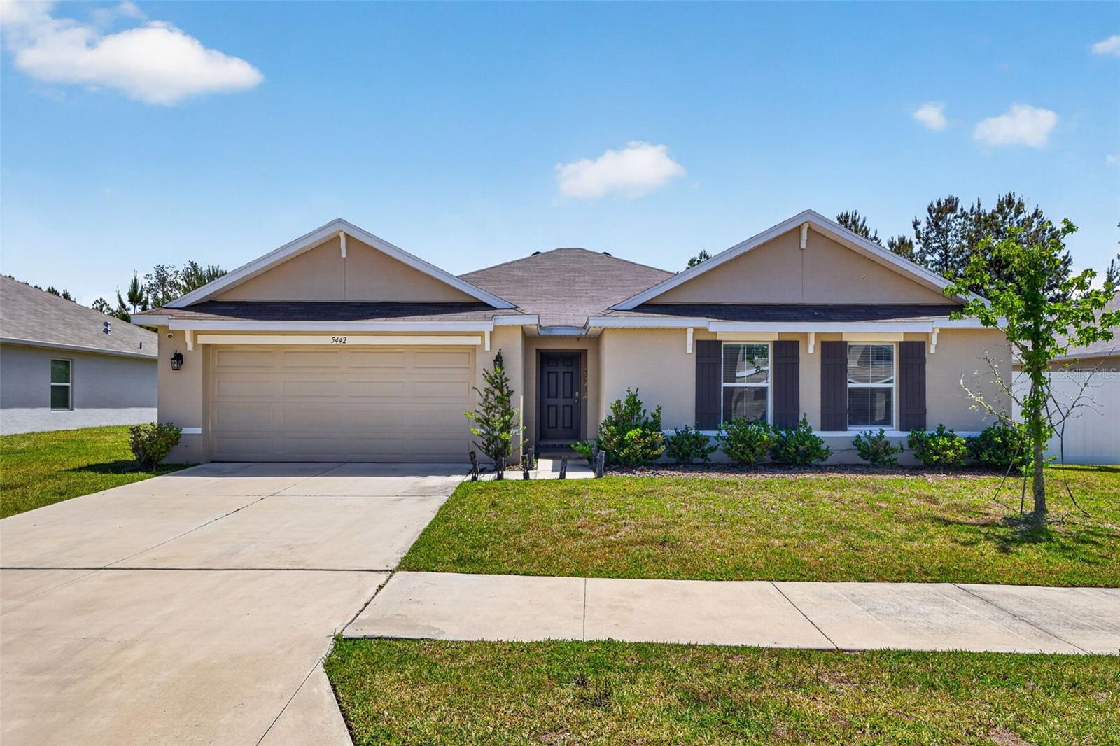 Single Family Residence in BROOKSVILLE, FL - Daniel Dourado