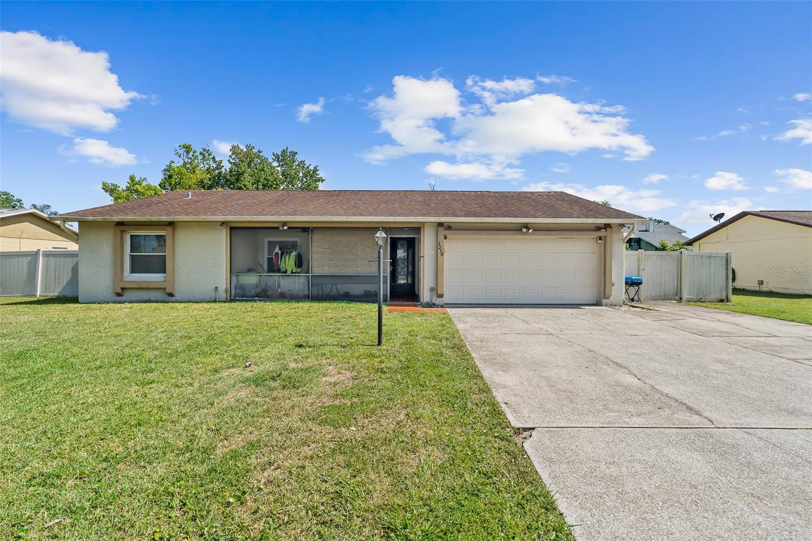 Single Family Residence in PORT ORANGE, FL - Daniel Dourado