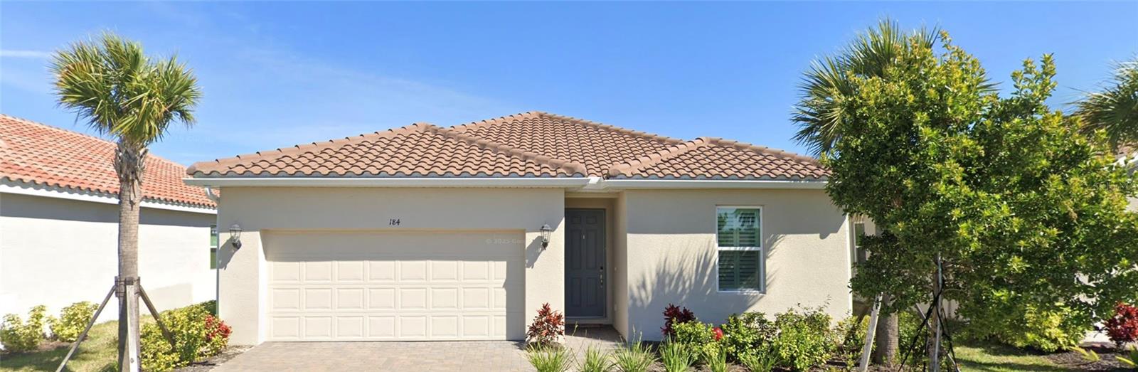 Single Family Residence in NOKOMIS, FL - Daniel Dourado