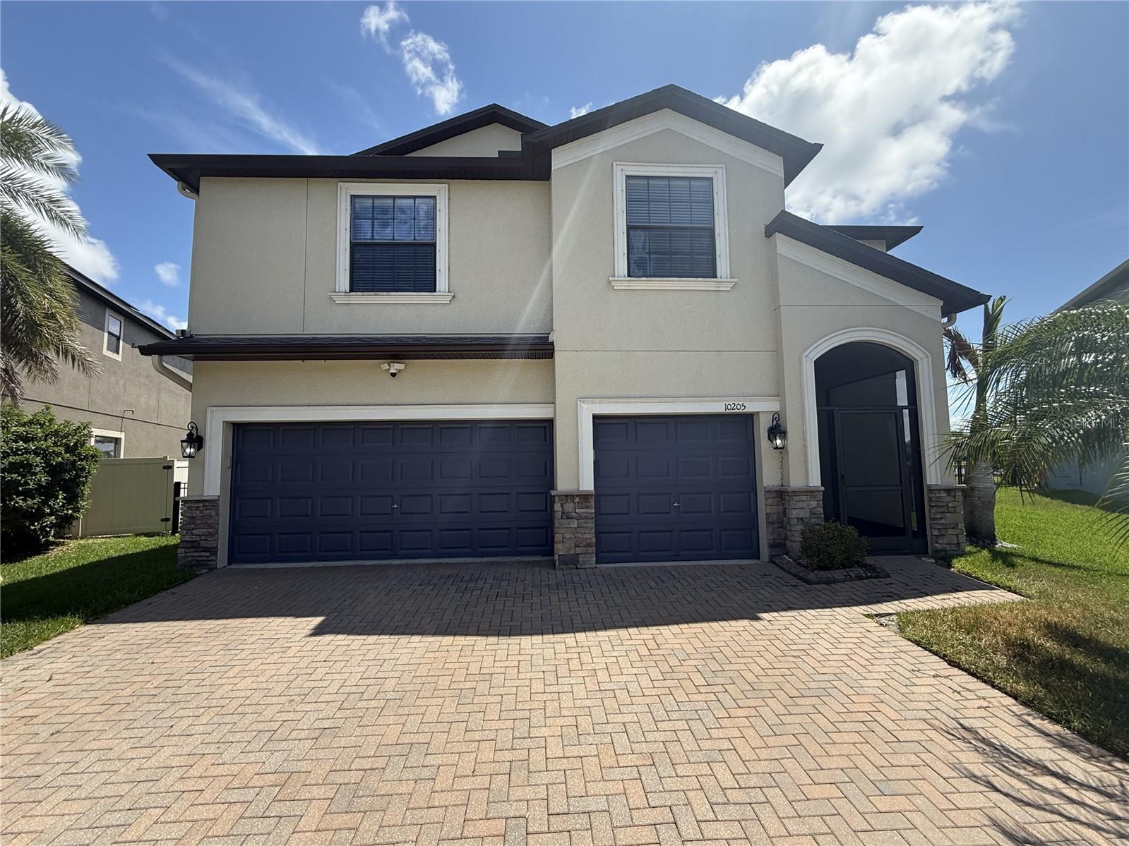 Single Family Residence em SUN CITY CENTER, FL - Daniel Dourado