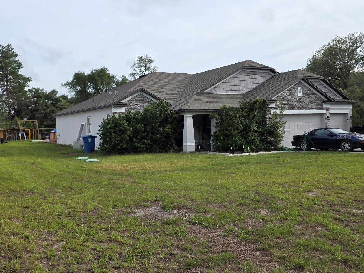 Single Family Residence in BROOKSVILLE, FL - Daniel Dourado
