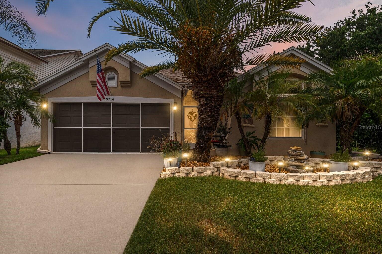 Single Family Residence in TAMPA, FL - Daniel Dourado