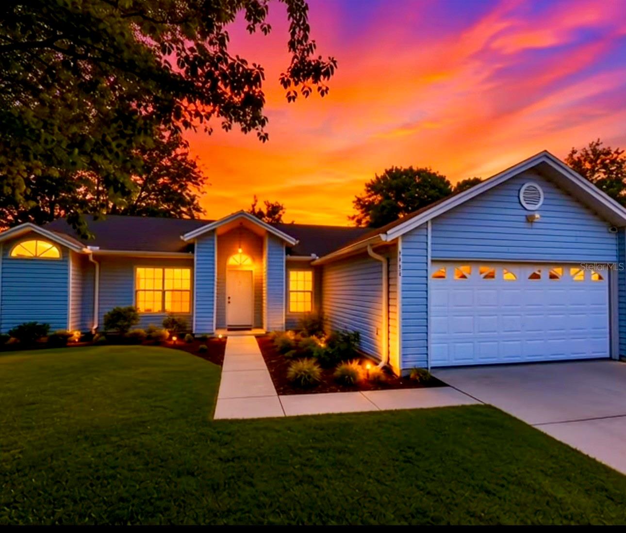 Single Family Residence in OCOEE, FL - Daniel Dourado