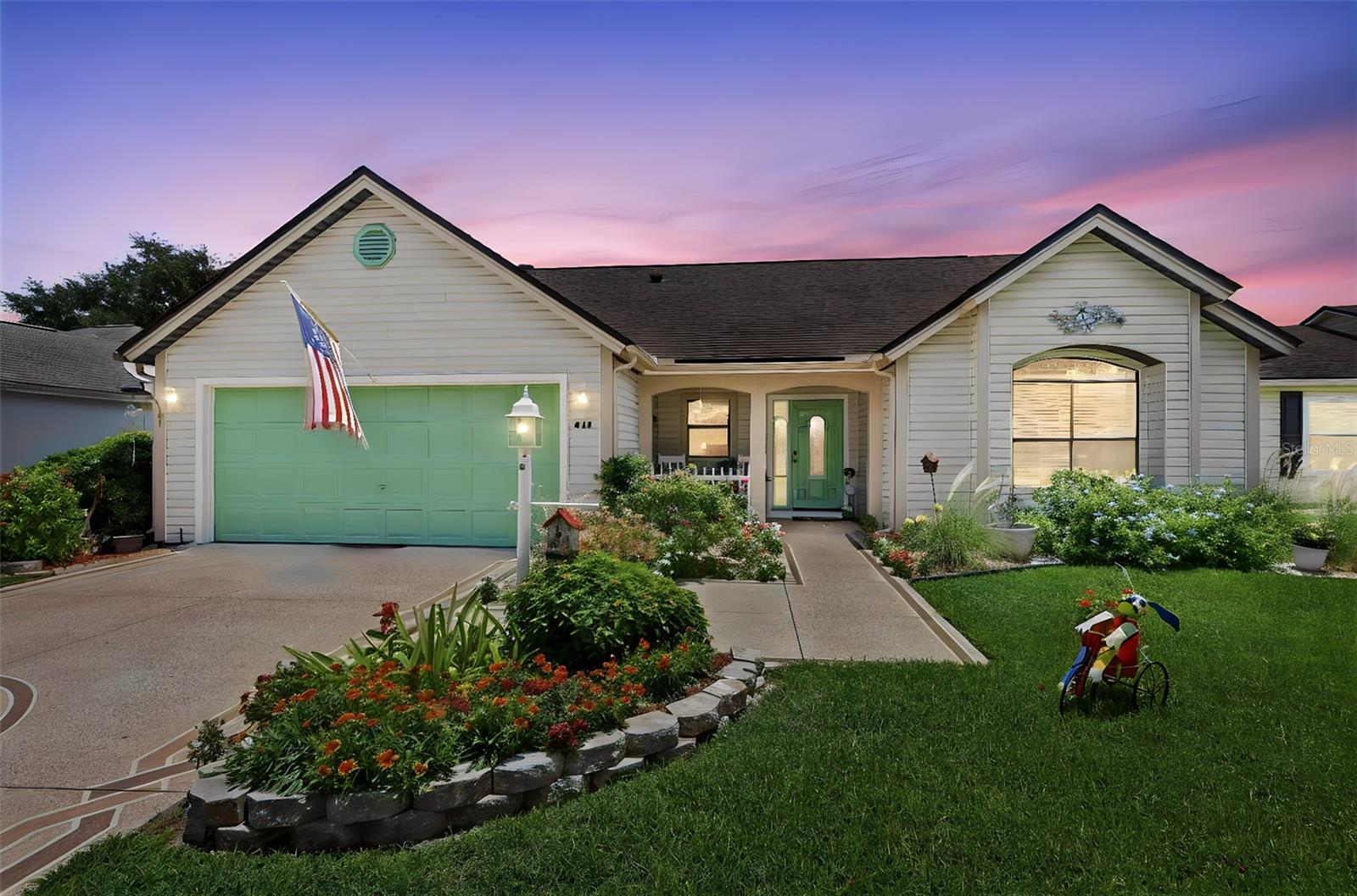 Single Family Residence in THE VILLAGES, FL - Daniel Dourado