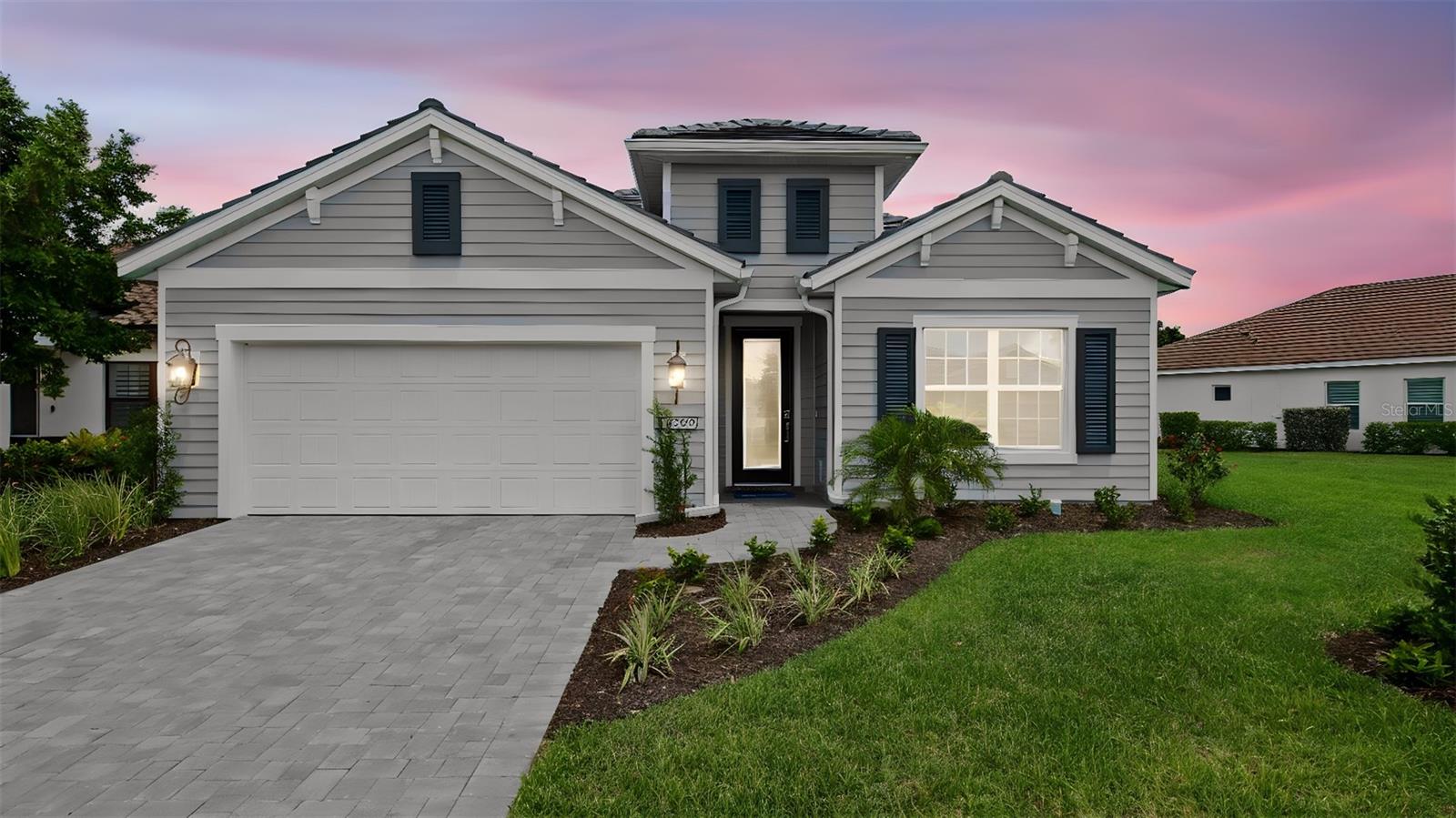 Single Family Residence em FORT MYERS, FL - Daniel Dourado