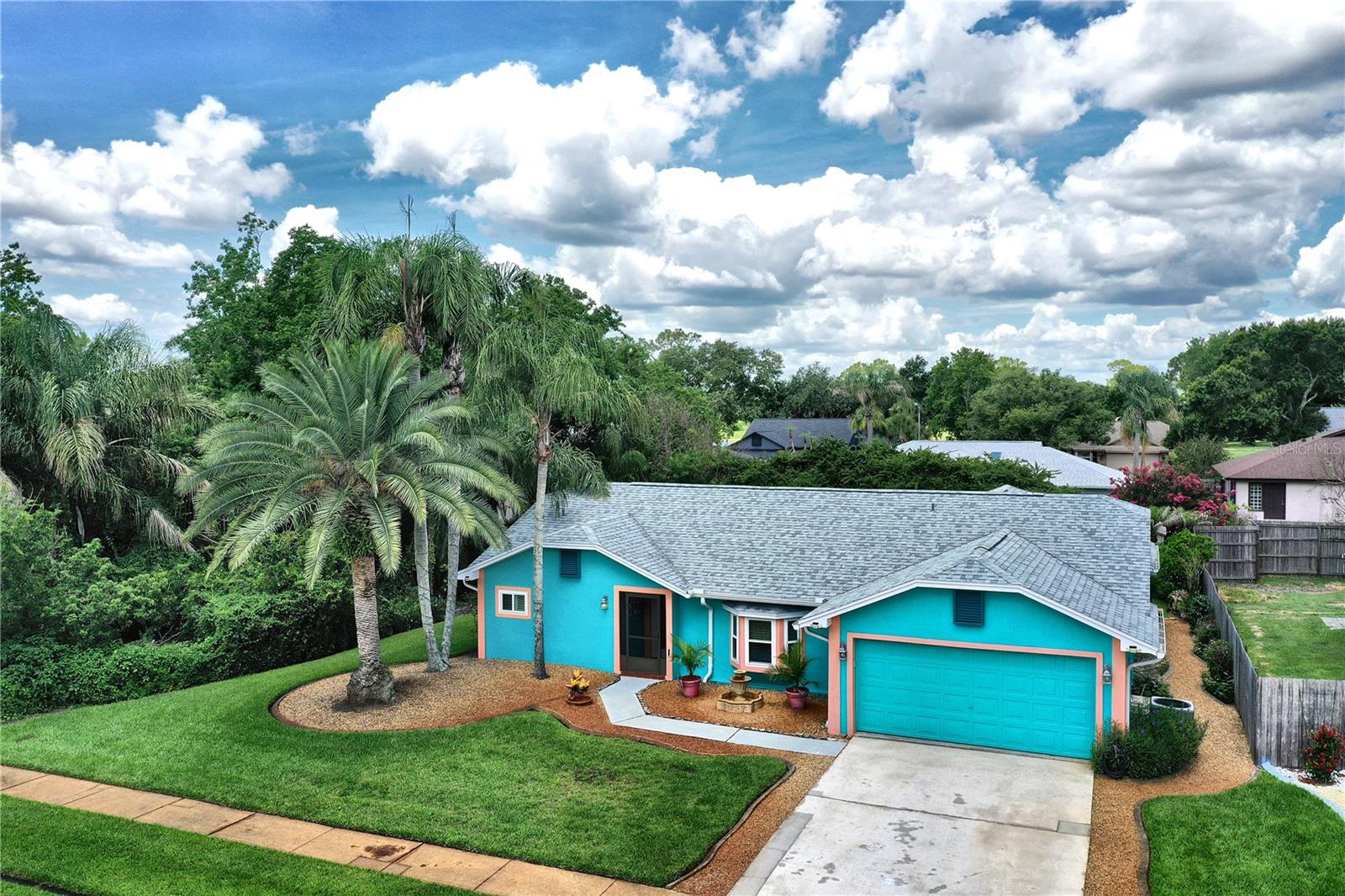Single Family Residence in ORLANDO, FL - Daniel Dourado