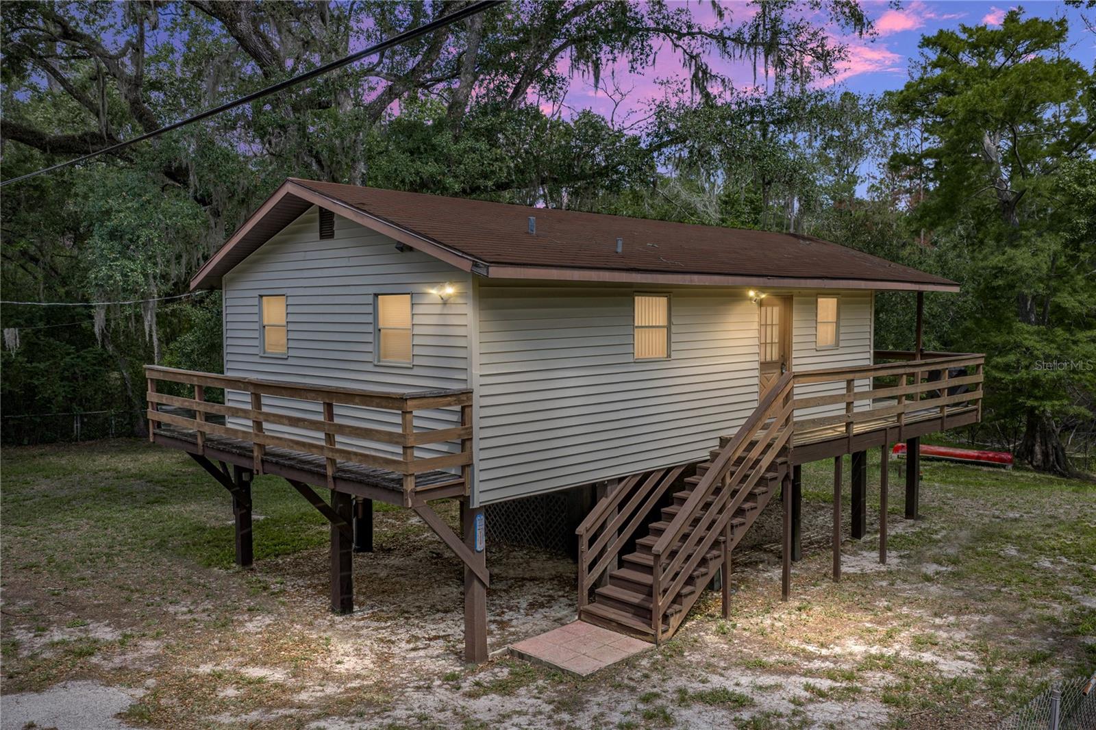 Single Family Residence em DADE CITY, FL - Daniel Dourado