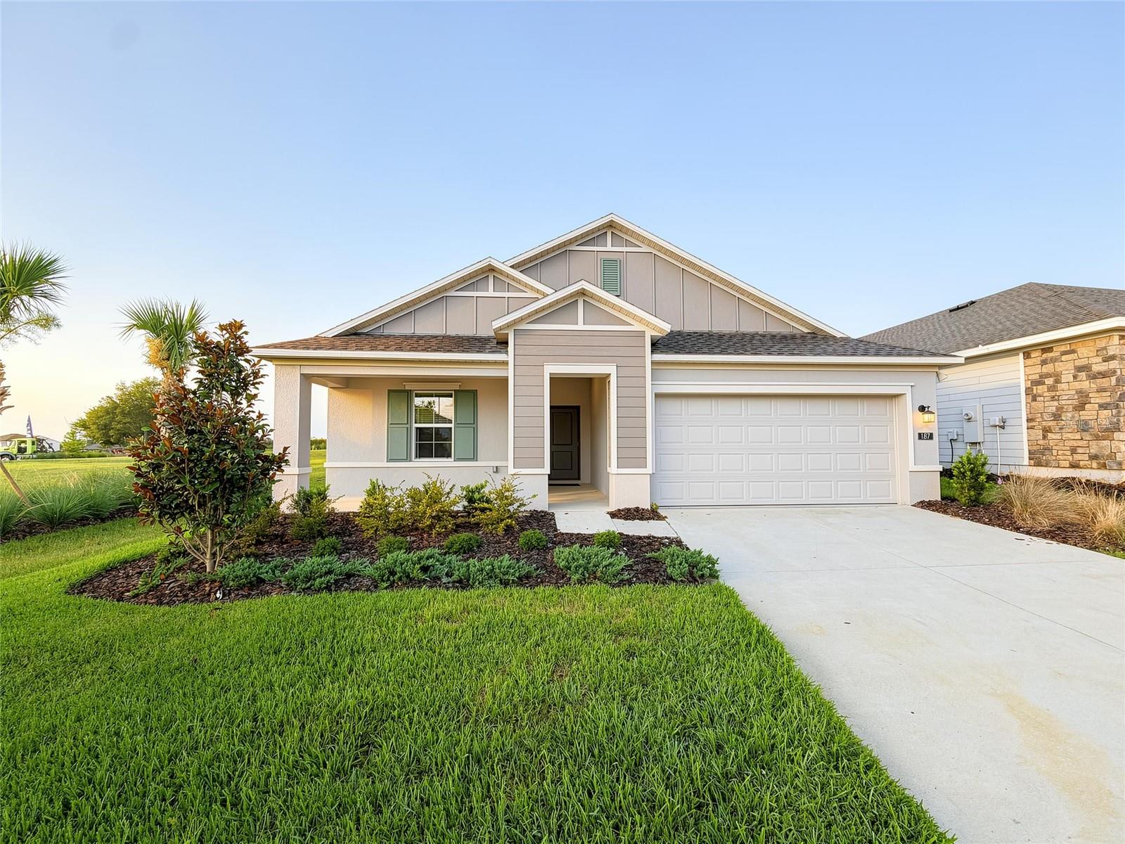 Single Family Residence in GROVELAND, FL - Daniel Dourado