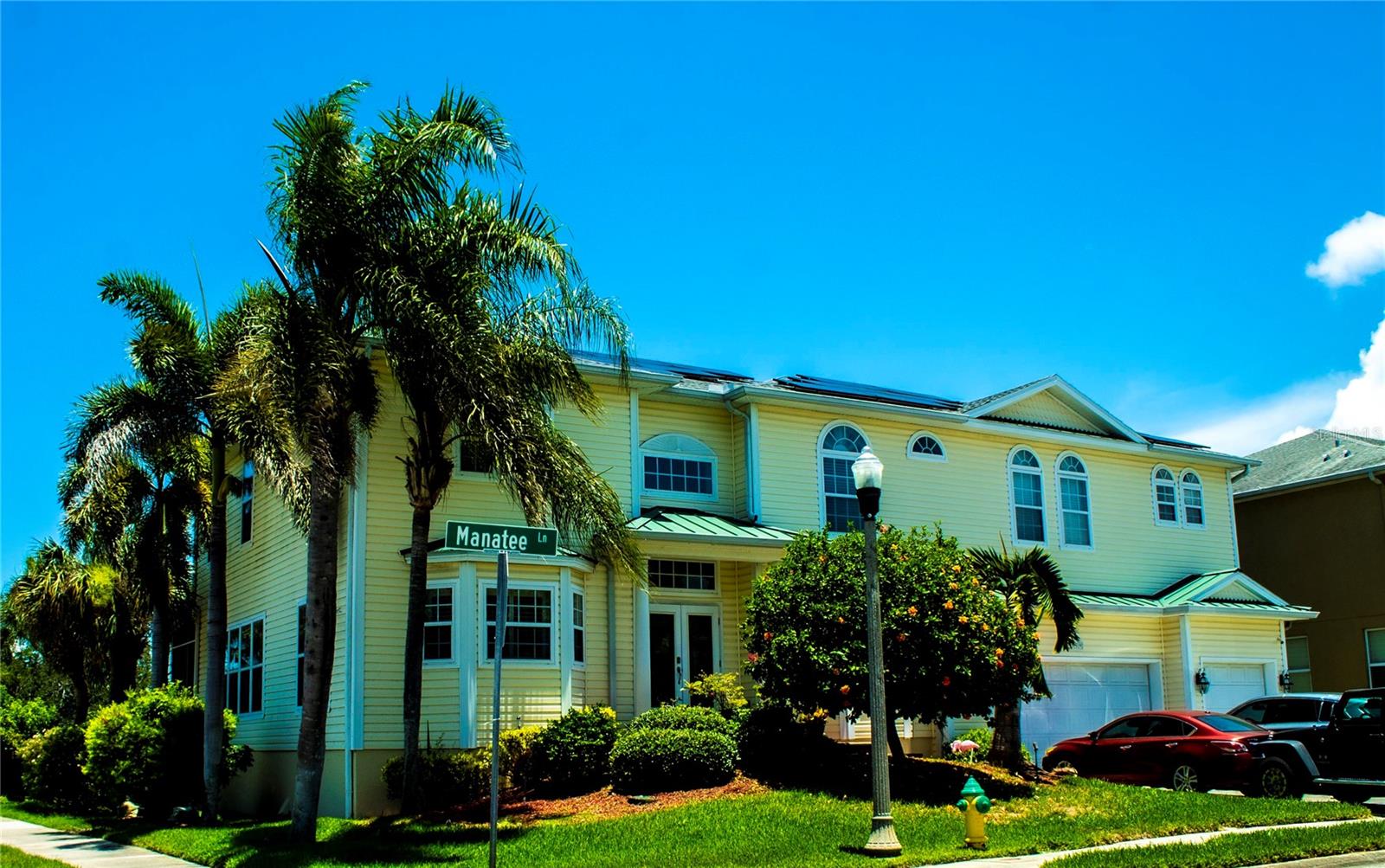 Single Family Residence in TARPON SPRINGS, FL - Daniel Dourado