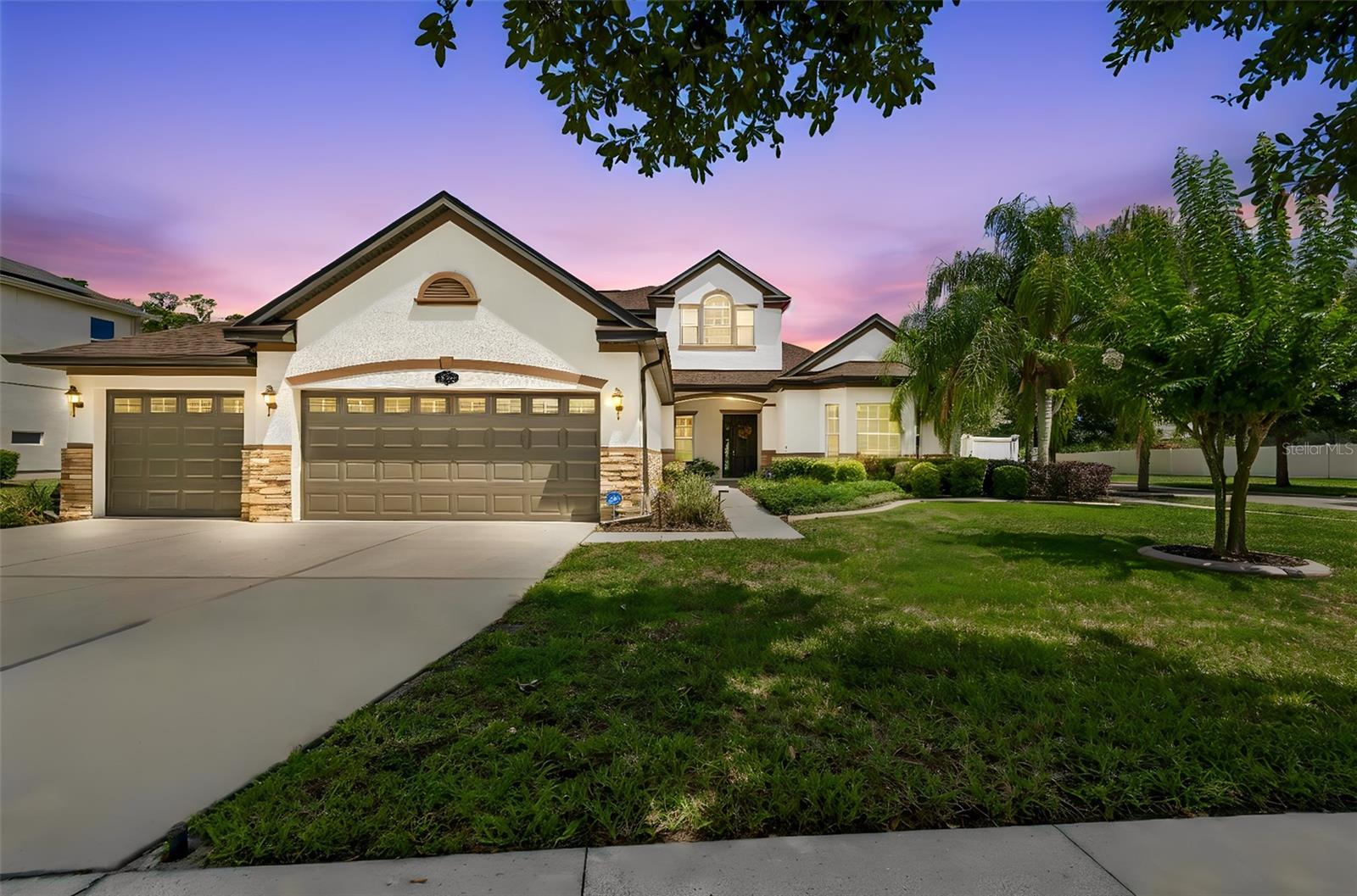 Single Family Residence in TAMPA, FL - Daniel Dourado