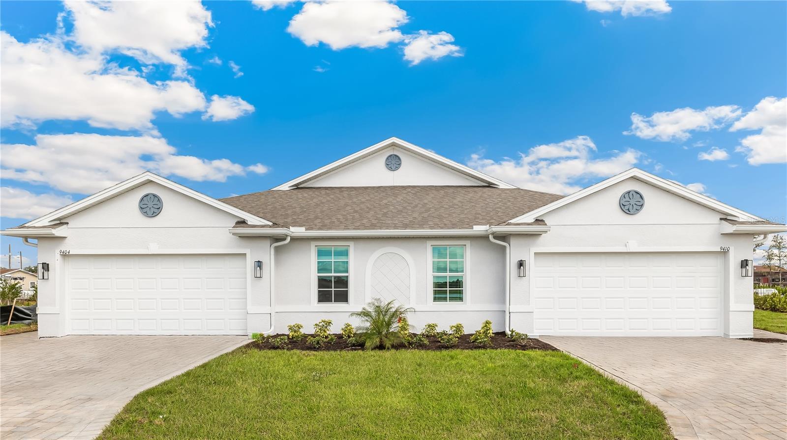 Single Family Residence in NORTH PORT, FL - Daniel Dourado