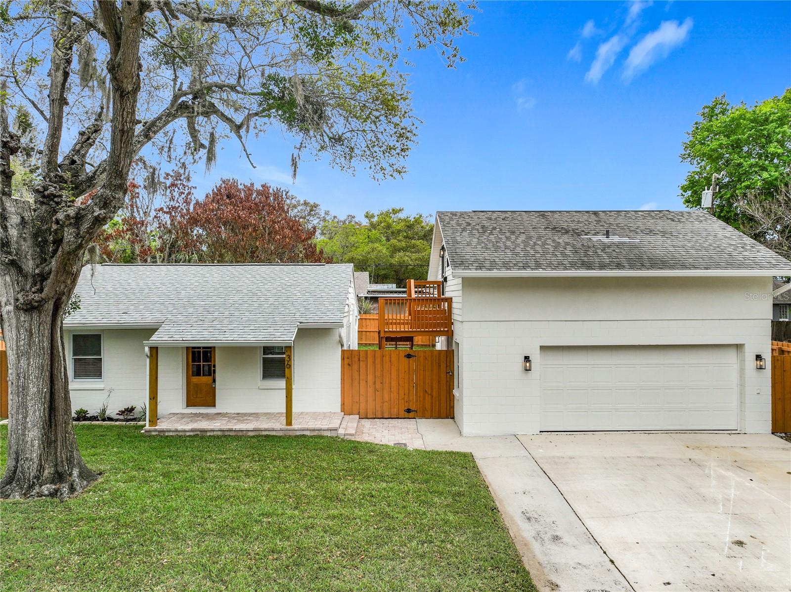 Single Family Residence em ROCKLEDGE, FL - Daniel Dourado