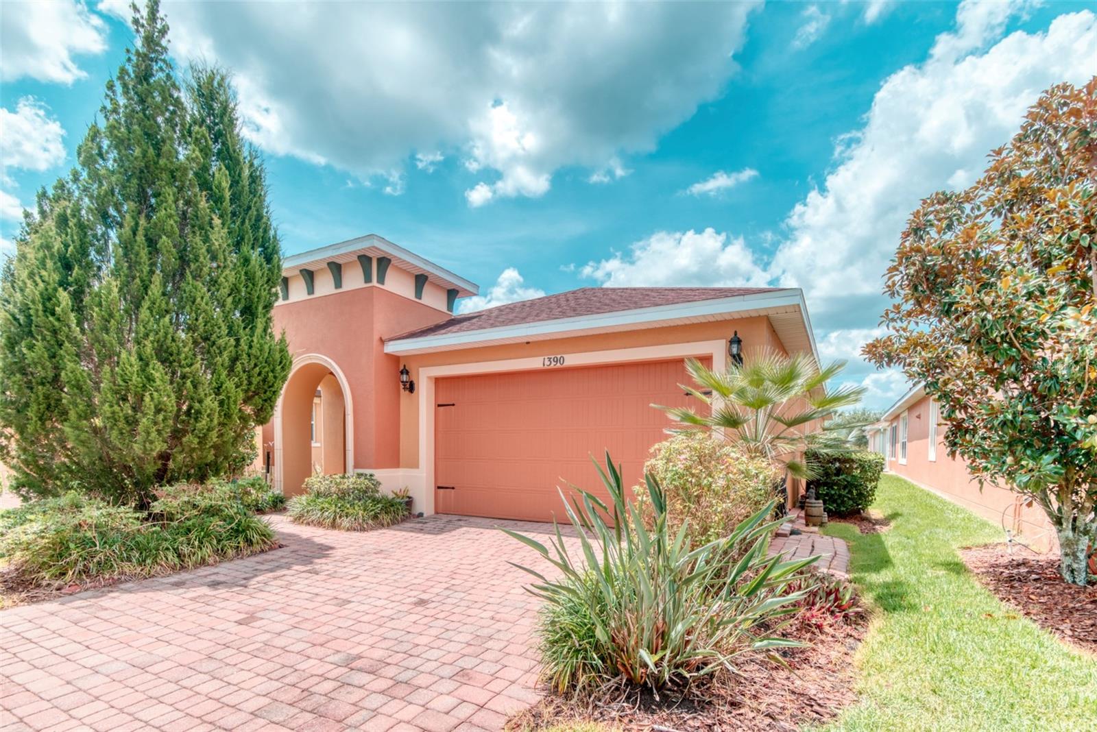 Single Family Residence in KISSIMMEE, FL - Daniel Dourado