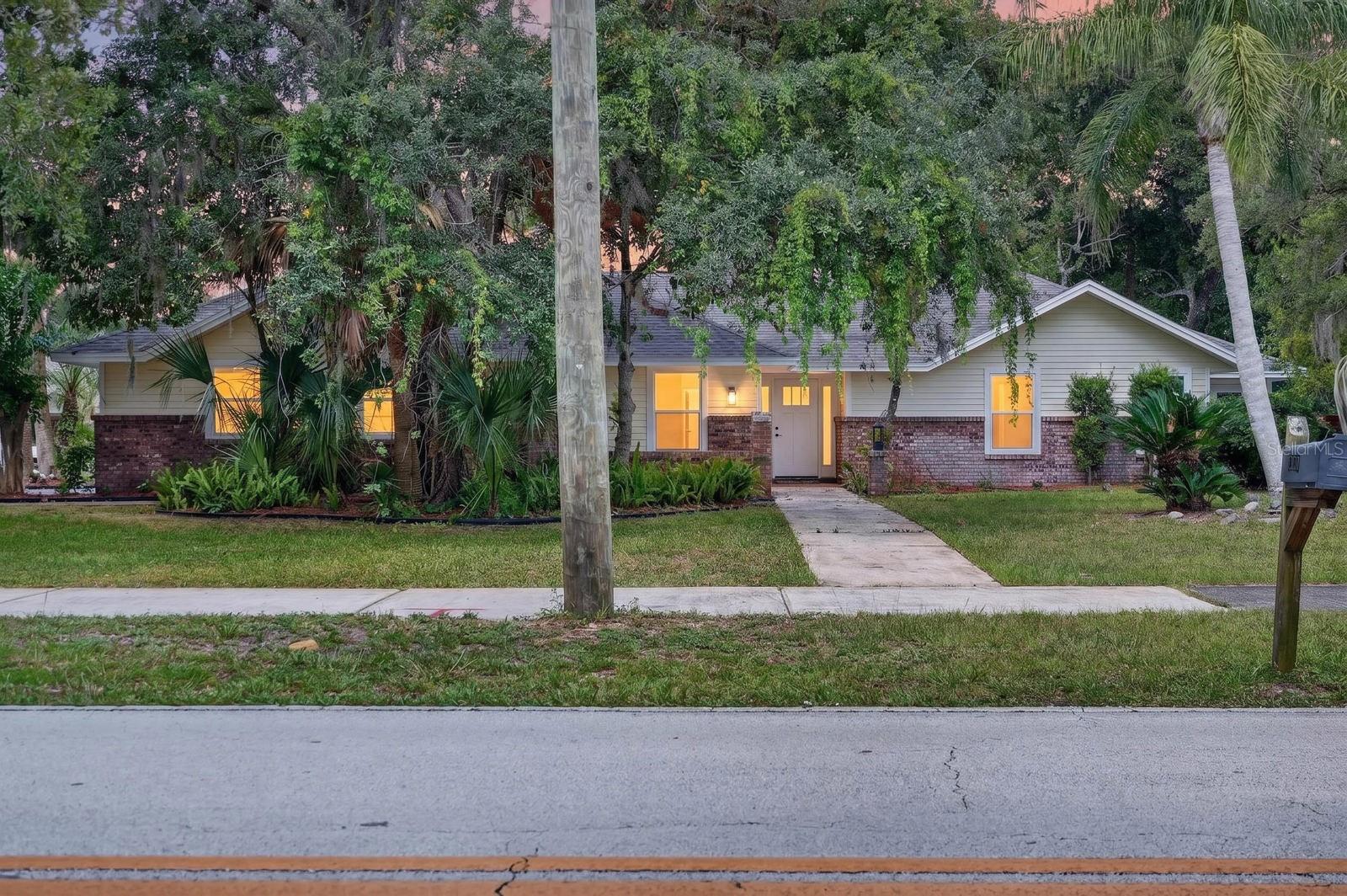 Single Family Residence em ORMOND BEACH, FL - Daniel Dourado