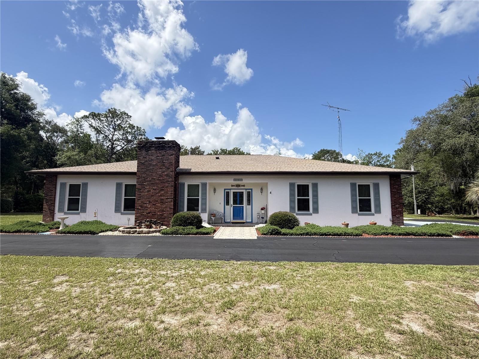 Single Family Residence in DUNNELLON, FL - Daniel Dourado