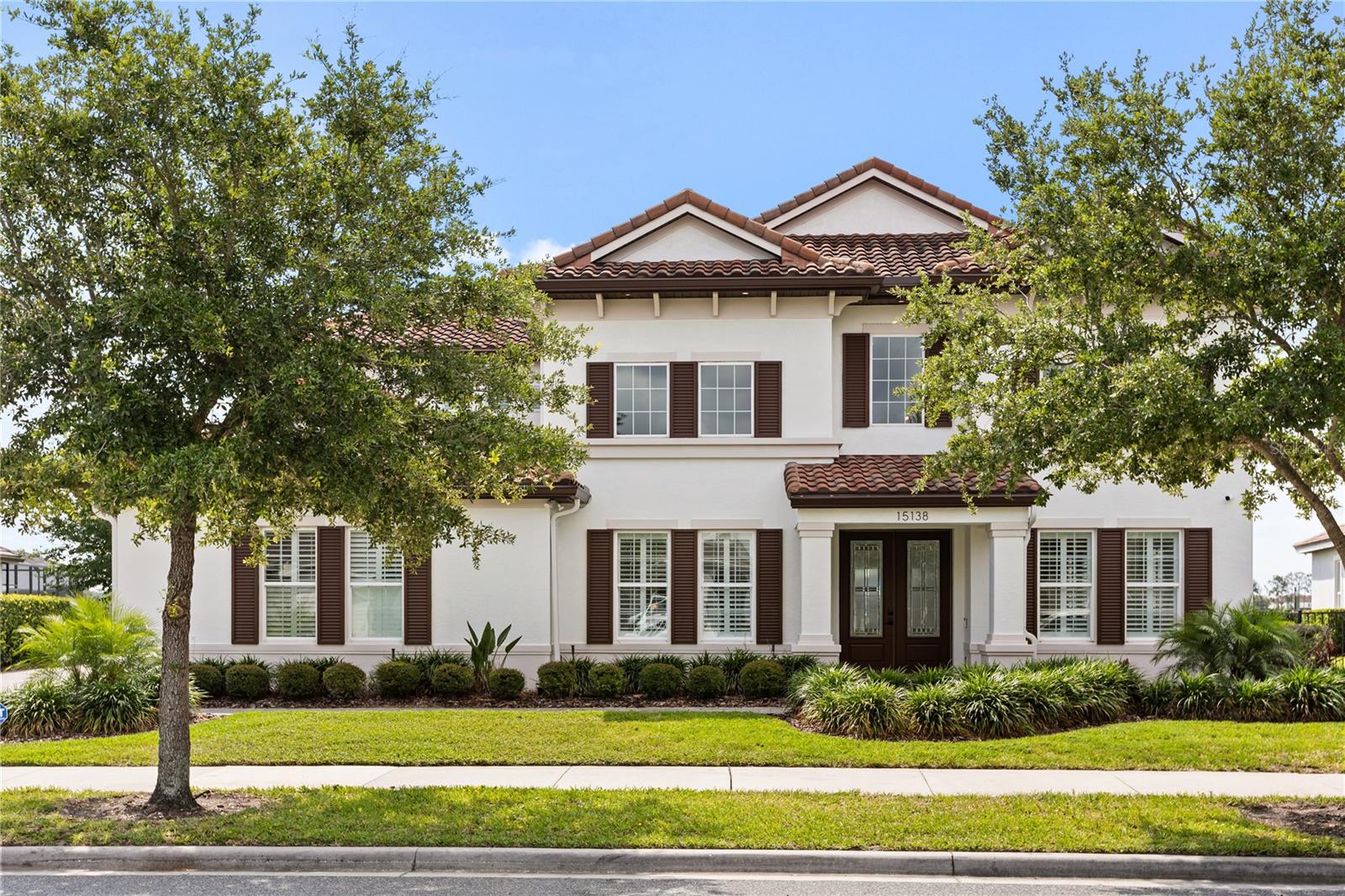 Single Family Residence in WINTER GARDEN, FL - Daniel Dourado