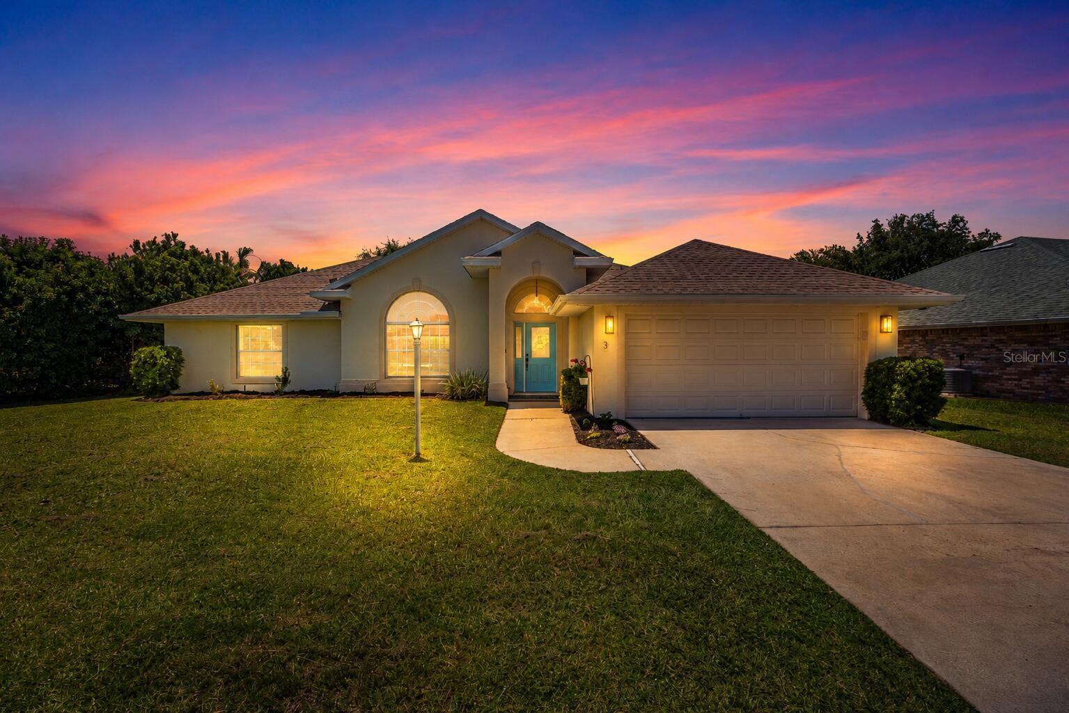 Single Family Residence in PALM COAST, FL - Daniel Dourado