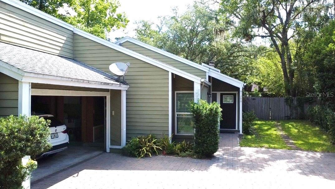 Single Family Residence in LONGWOOD, FL - Daniel Dourado