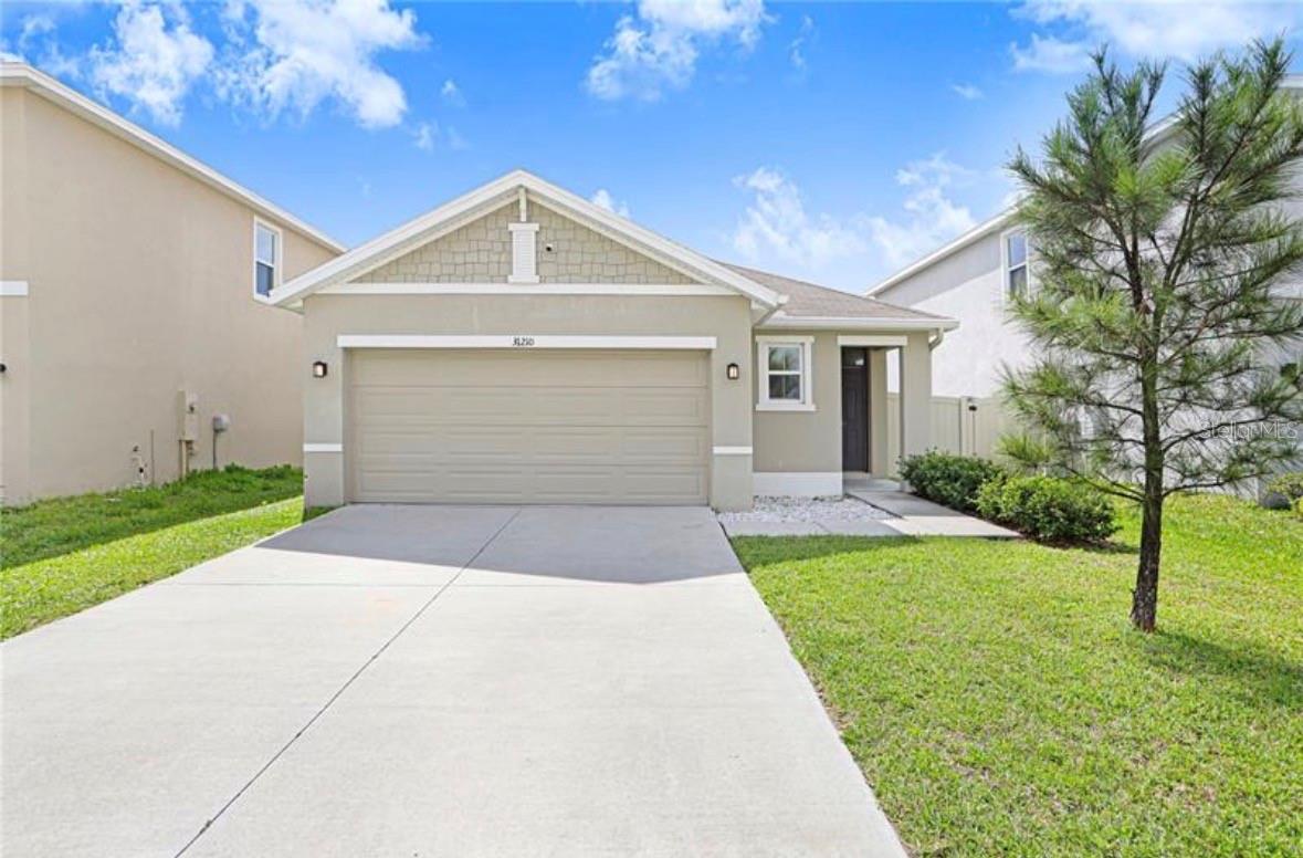 Single Family Residence em WESLEY CHAPEL, FL - Daniel Dourado