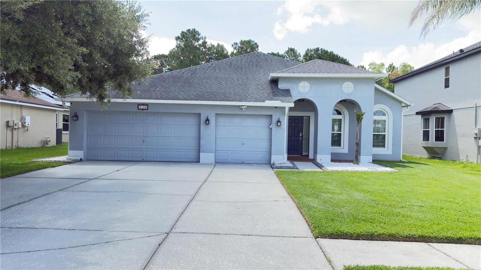 Single Family Residence em WESLEY CHAPEL, FL - Daniel Dourado