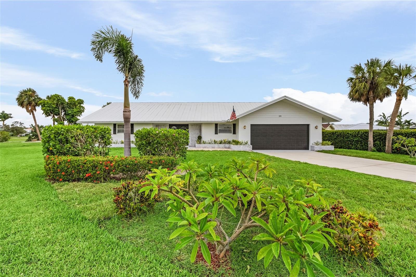 Single Family Residence em PUNTA GORDA, FL - Daniel Dourado