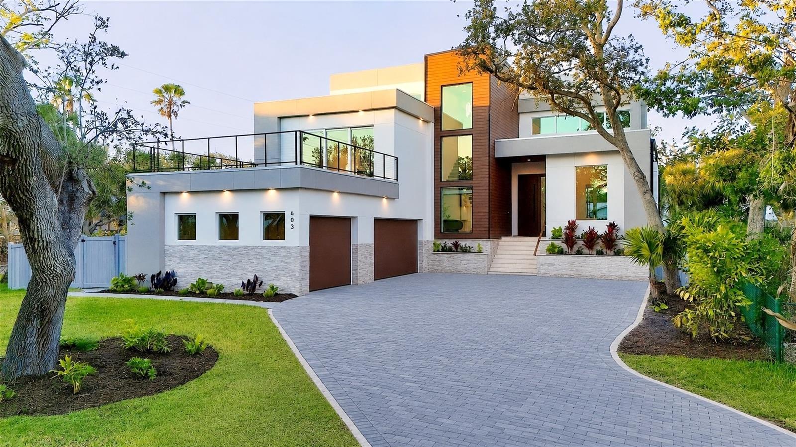 Single Family Residence em SARASOTA, FL - Daniel Dourado