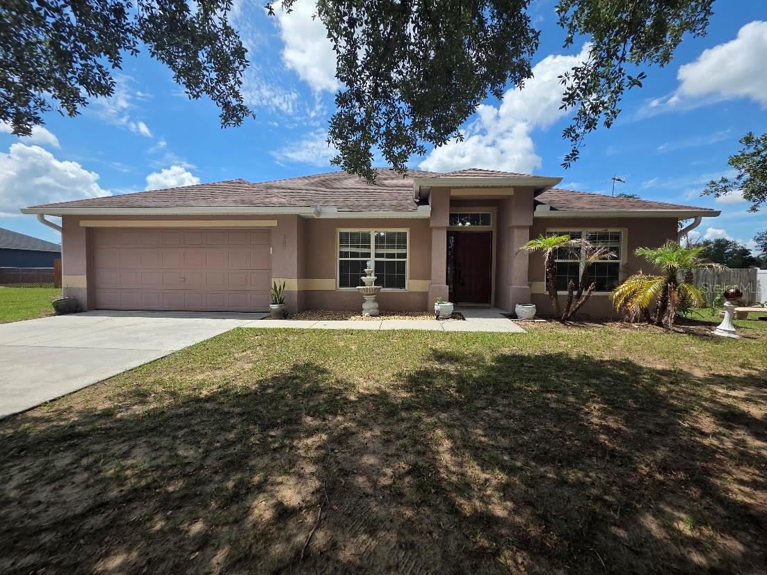 Single Family Residence em HAINES CITY, FL - Daniel Dourado