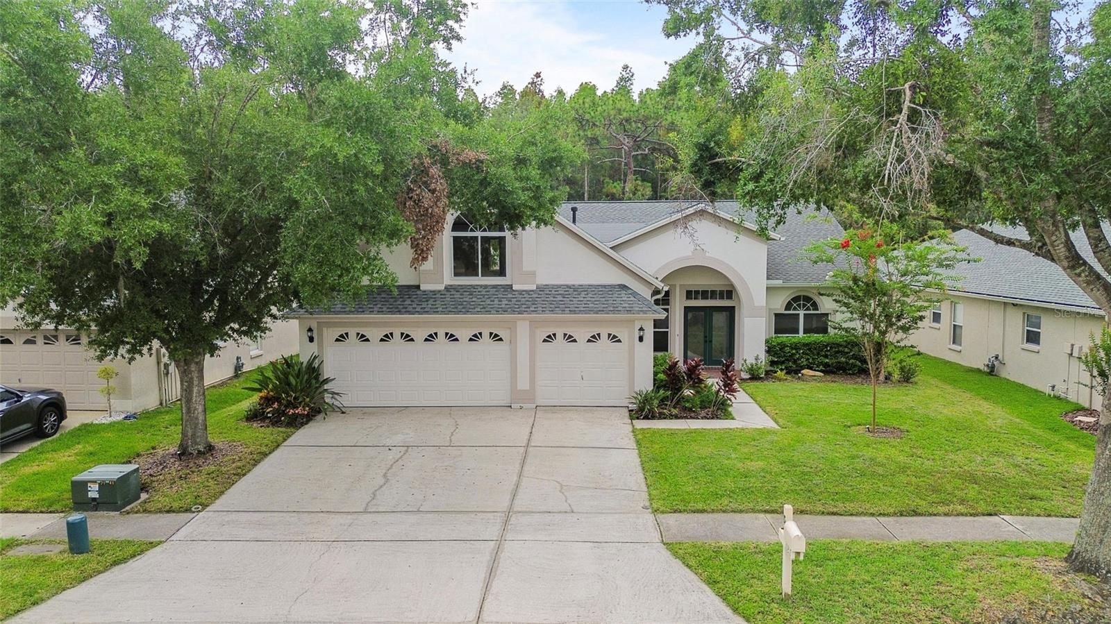 Single Family Residence in TAMPA, FL - Daniel Dourado