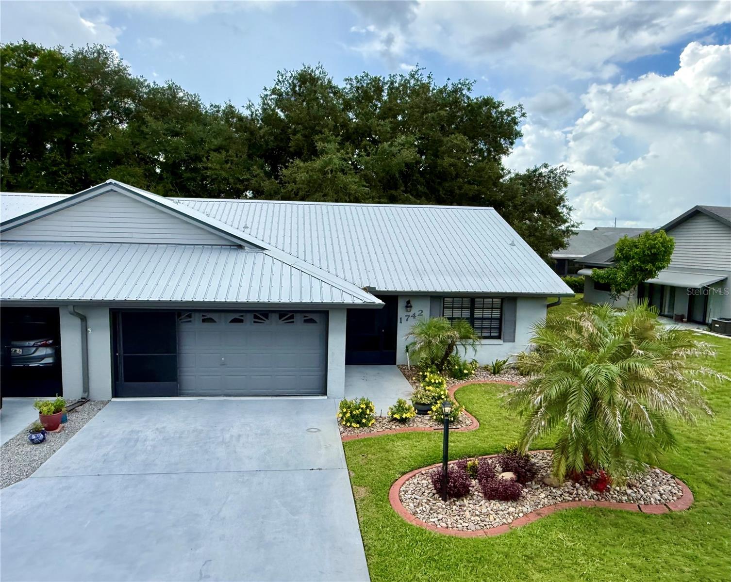 Single Family Residence in AVON PARK, FL - Daniel Dourado