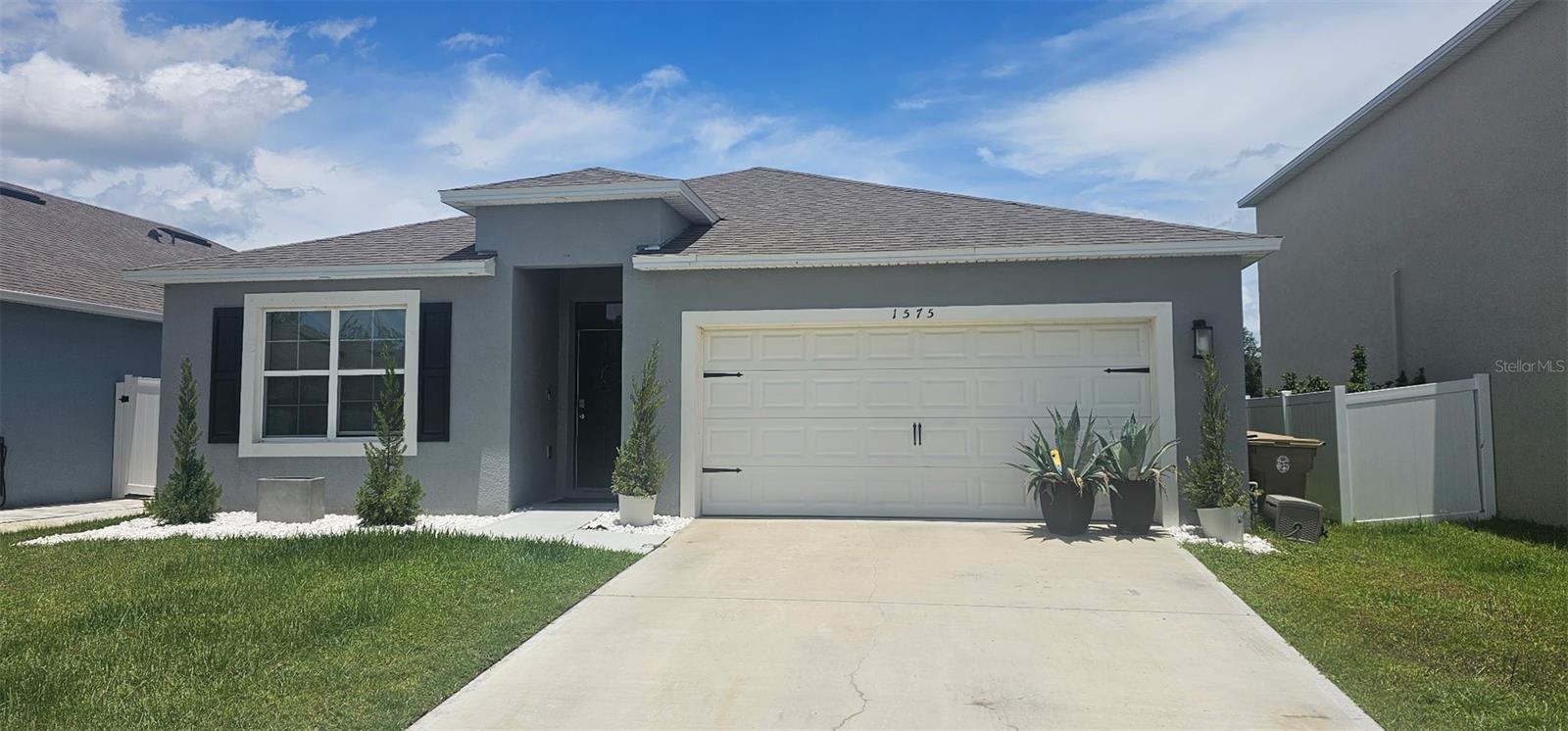 Single Family Residence in KISSIMMEE, FL - Daniel Dourado