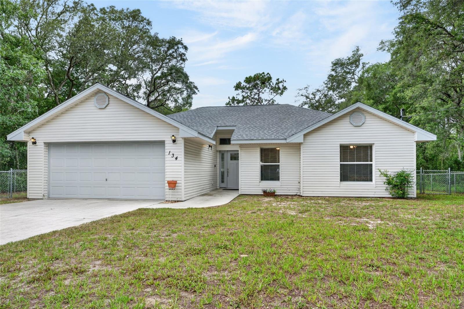 Single Family Residence in INVERNESS, FL - Daniel Dourado