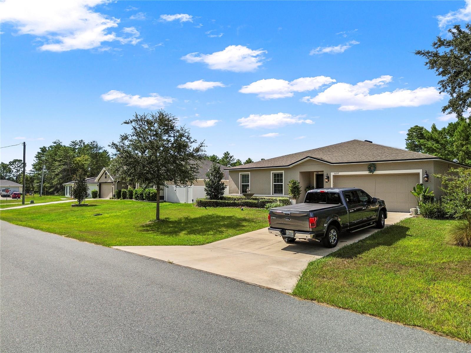 Single Family Residence in OCALA, FL - Daniel Dourado