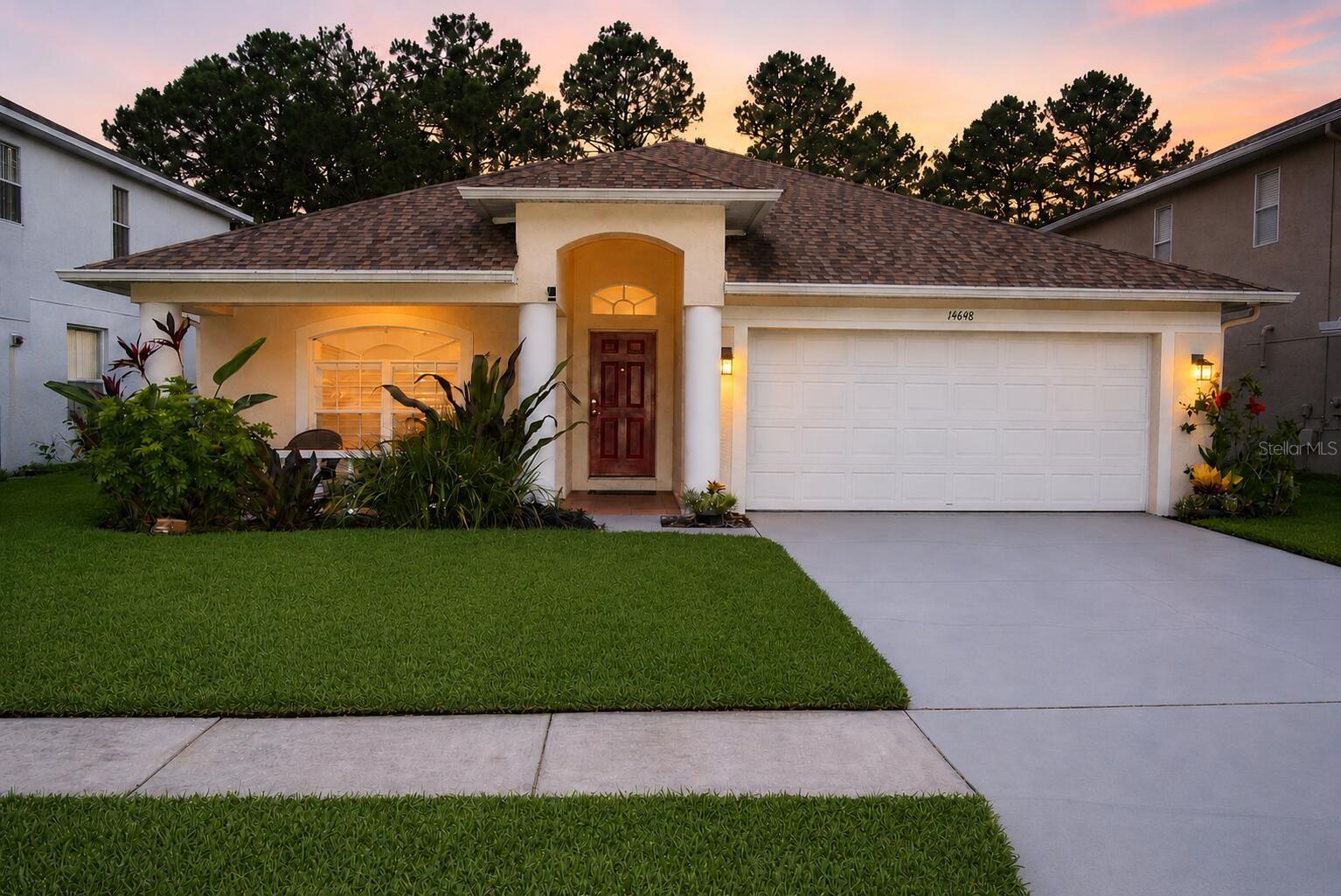 Single Family Residence in TAMPA, FL - Daniel Dourado