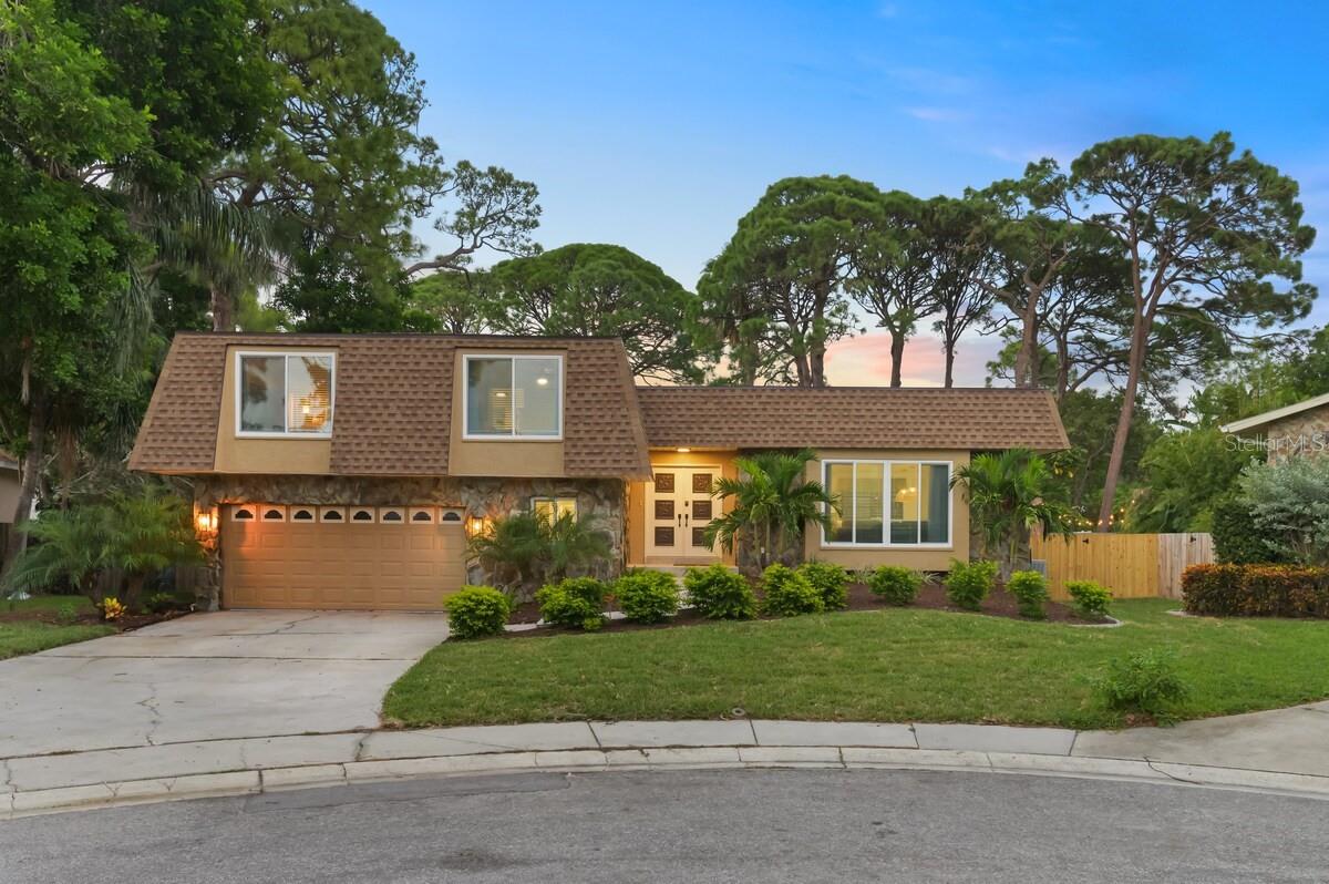 Single Family Residence em SEMINOLE, FL - Daniel Dourado
