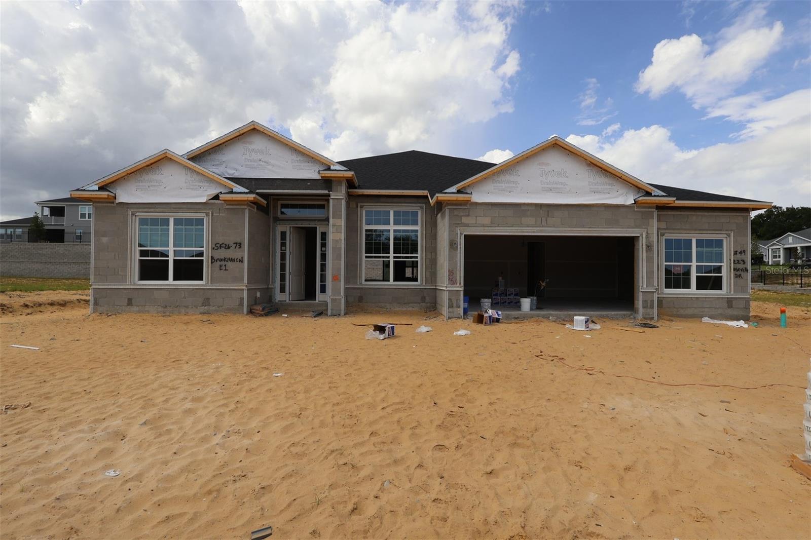 Single Family Residence in APOPKA, FL - Daniel Dourado