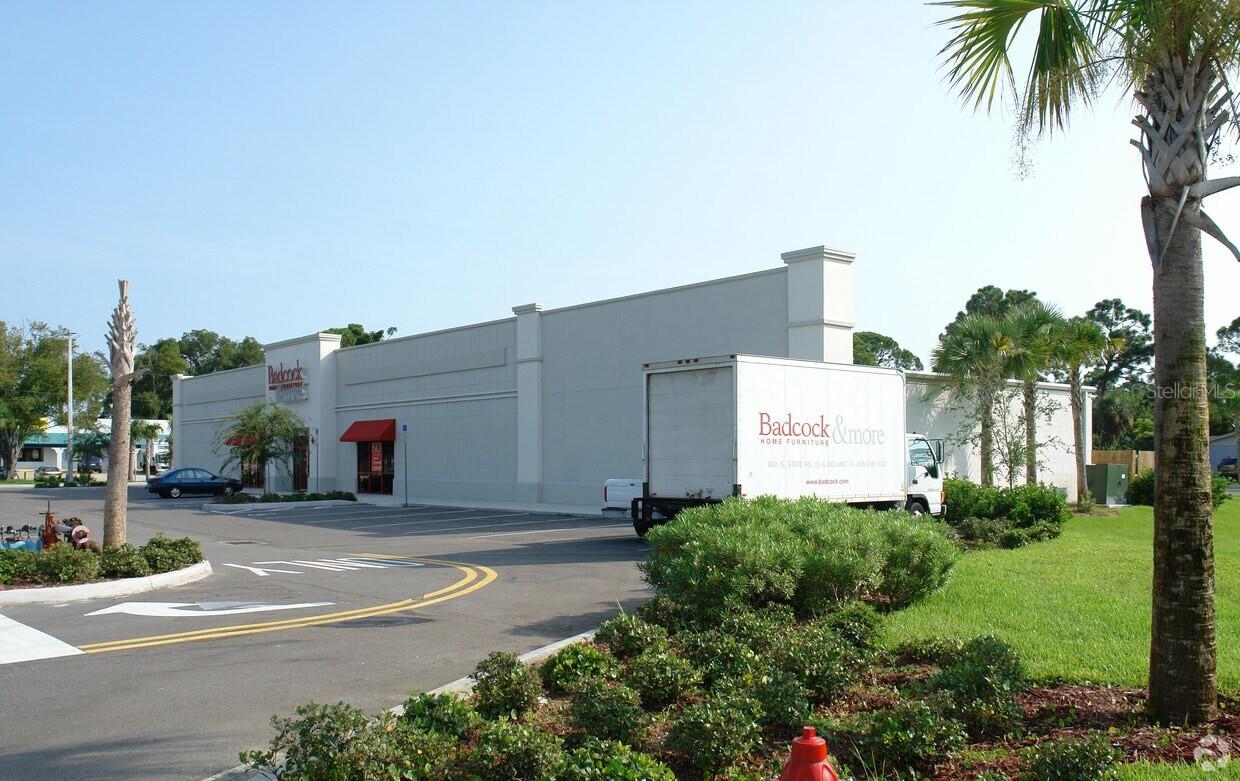 Retail em EDGEWATER, FL - Daniel Dourado
