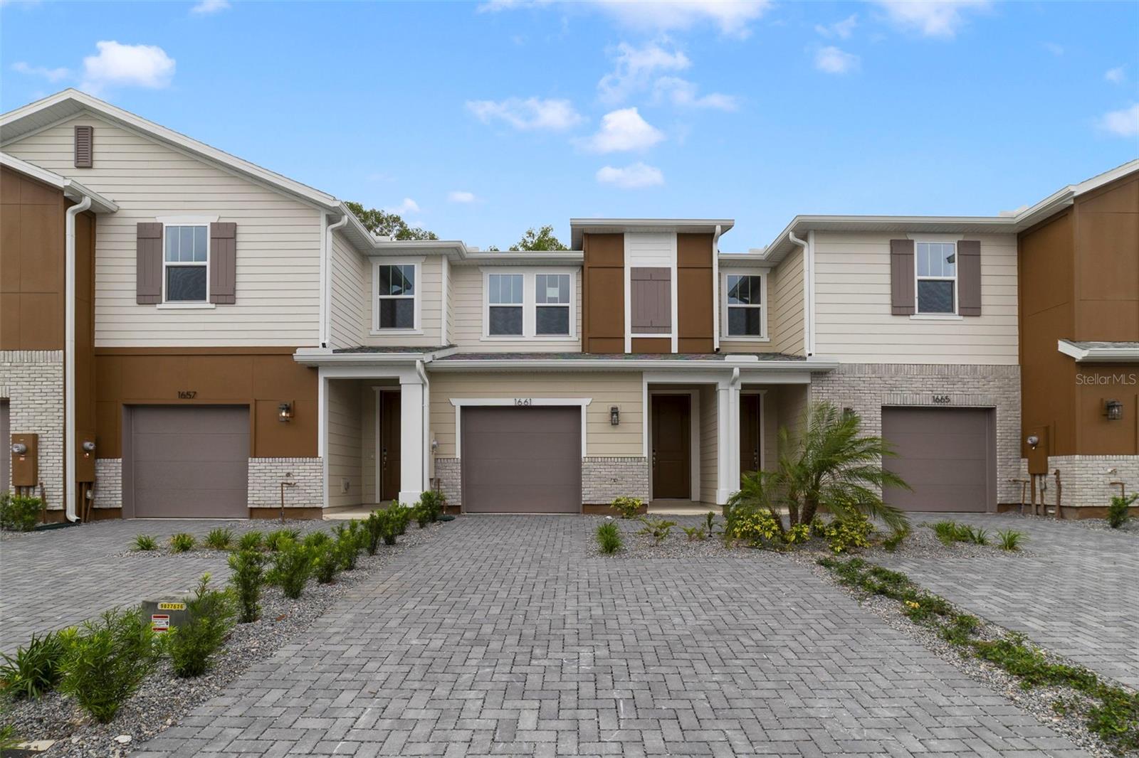 Townhouse in OVIEDO, FL - Daniel Dourado