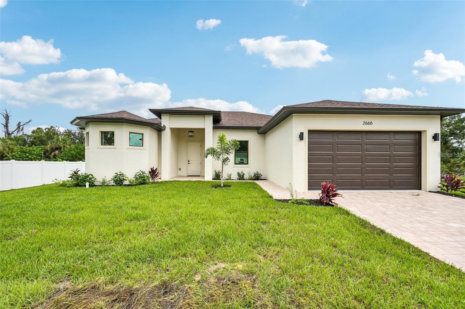 Single Family Residence in NORTH PORT, FL - Daniel Dourado