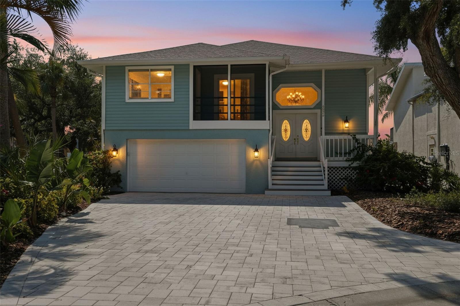 Single Family Residence in NEW PORT RICHEY, FL - Daniel Dourado