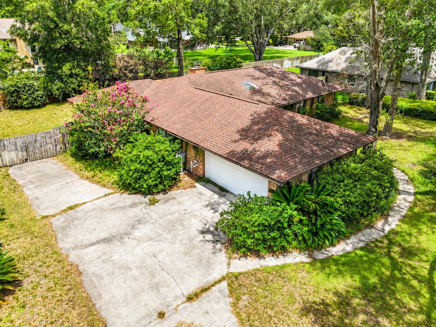 Single Family Residence in ORANGE PARK, FL - Daniel Dourado