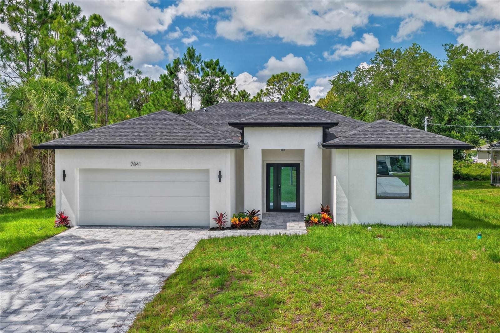 Single Family Residence in NORTH PORT, FL - Daniel Dourado