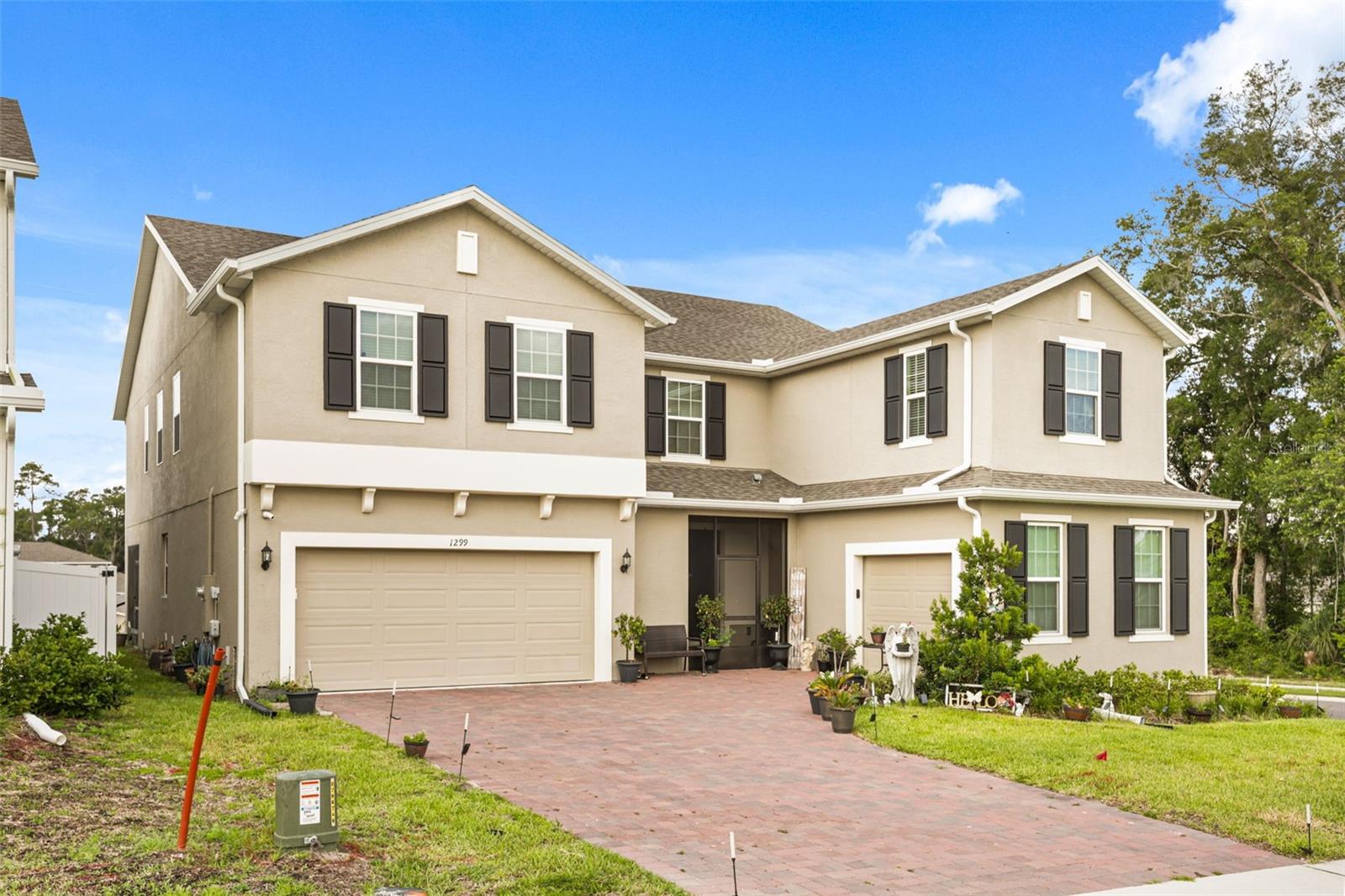 Single Family Residence in DELAND, FL - Daniel Dourado