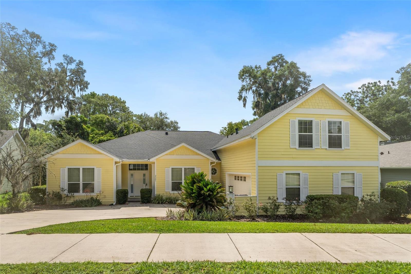 Single Family Residence in GAINESVILLE, FL - Daniel Dourado